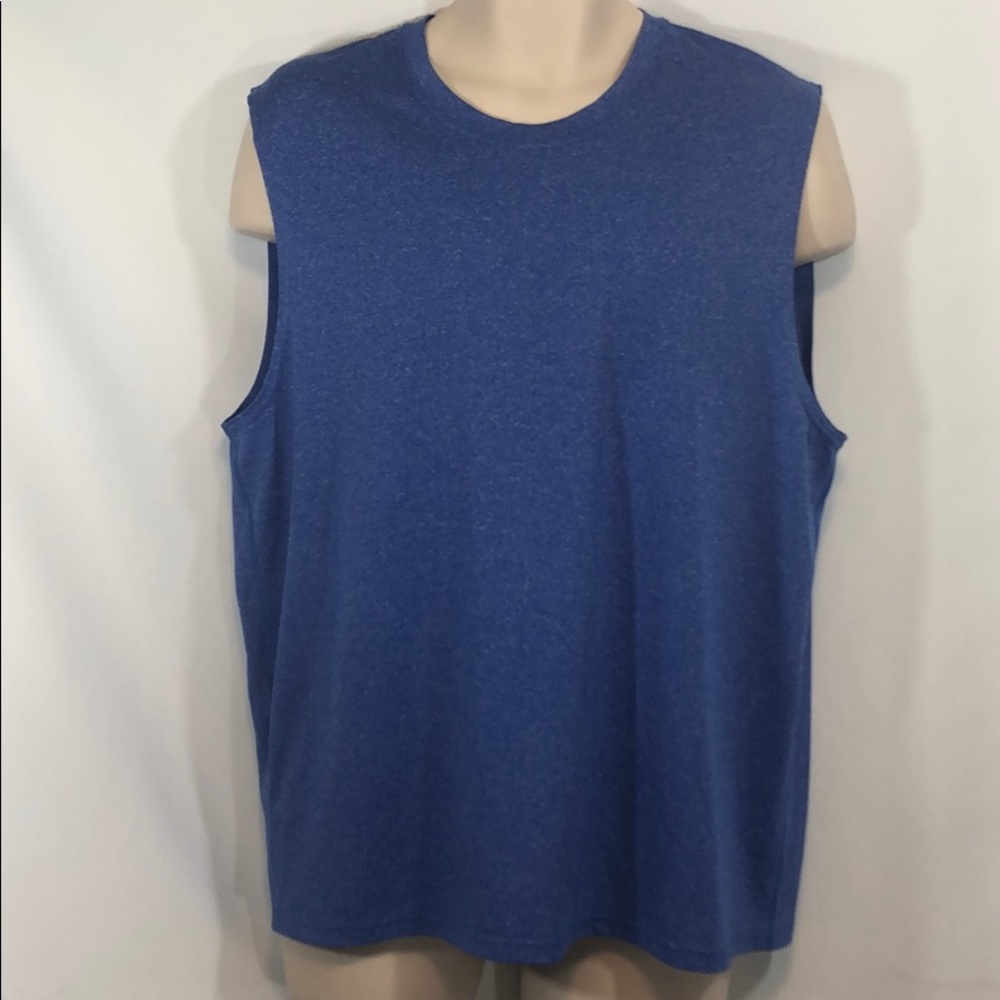 Like new!  Men’s Champion Sleeveless workout T